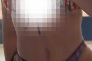 哈登女友自拍大秀性感身材！登哥看了估计得流鼻血了🙊